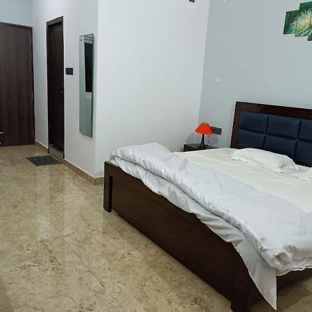 Shivalik Residency - Hotel & Banquet Hall Bara Banki Luaran gambar