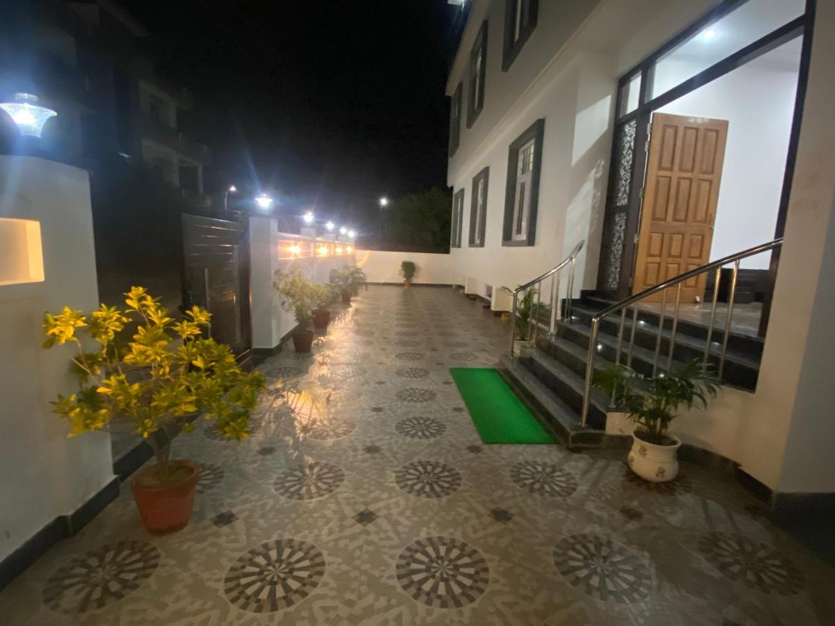 Shivalik Residency - Hotel & Banquet Hall Bara Banki Luaran gambar